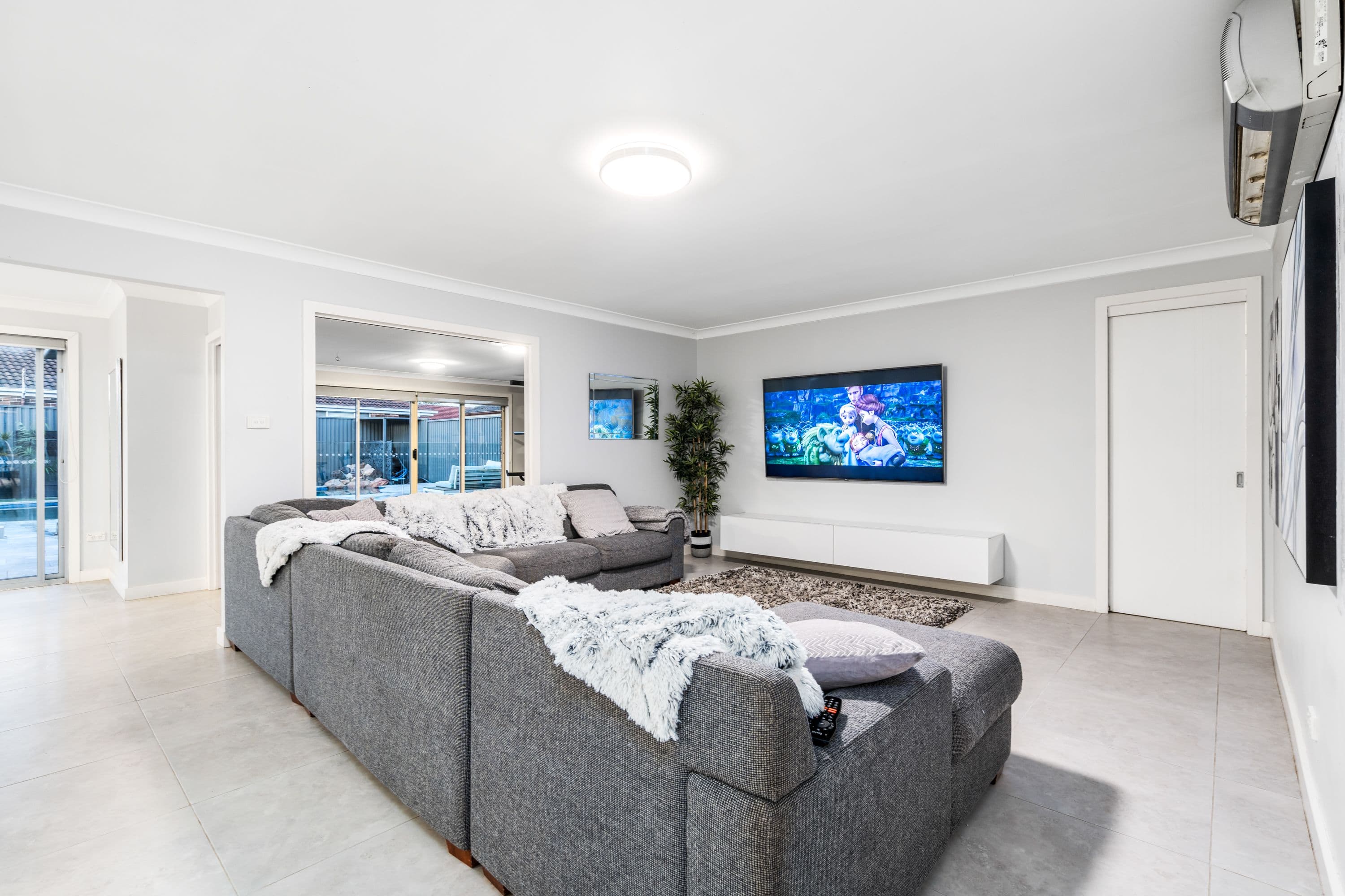 1 Zerafa Place, Quakers Hill NSW 2763, Quakers Hill - Thumbnail 4