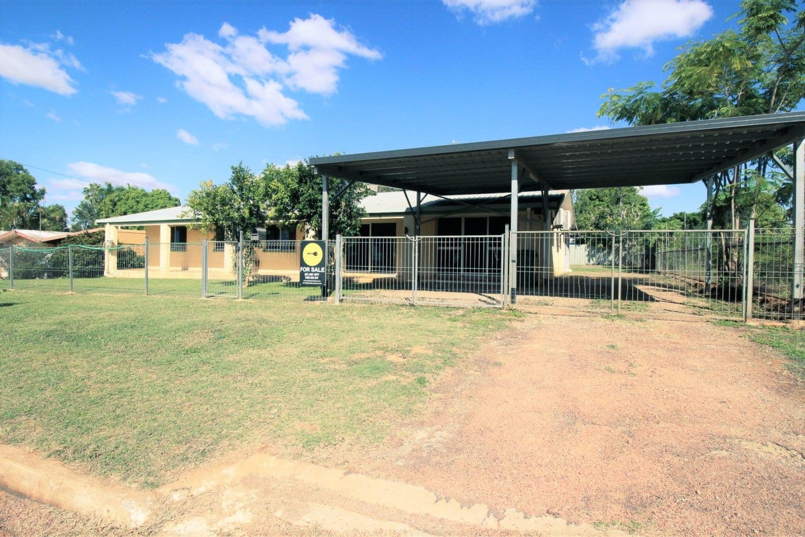 8 Macpherson Street, Richmond Hill QLD 4820, Richmond Hill - Image 1