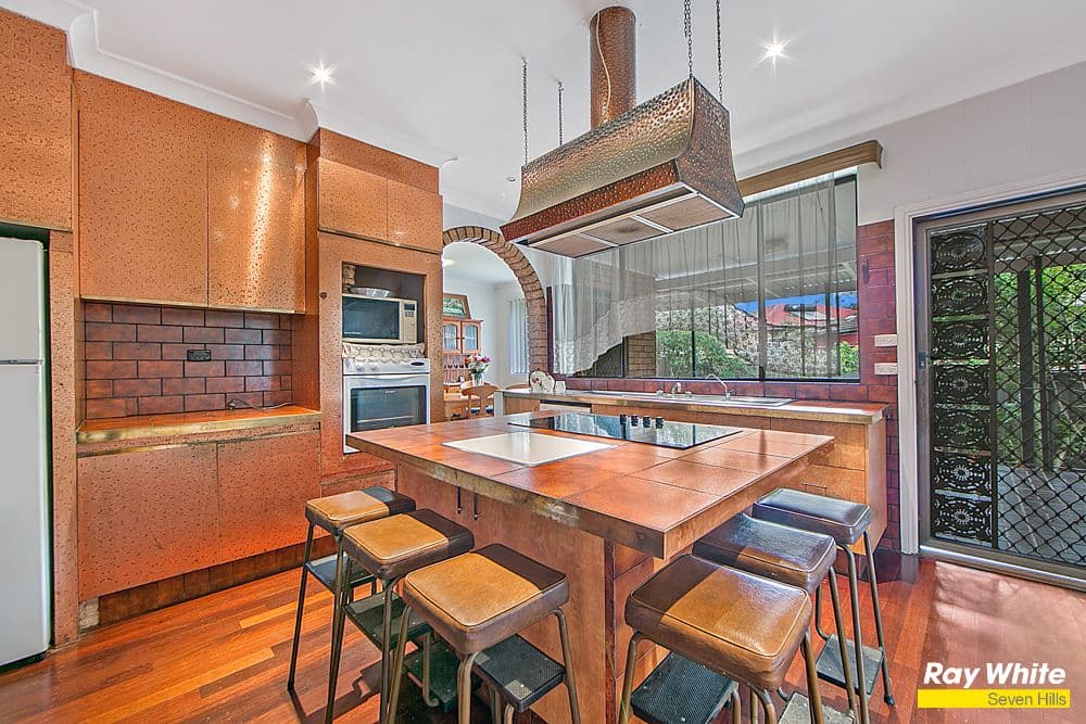 13 Paroo Place, Seven Hills - Thumbnail 3