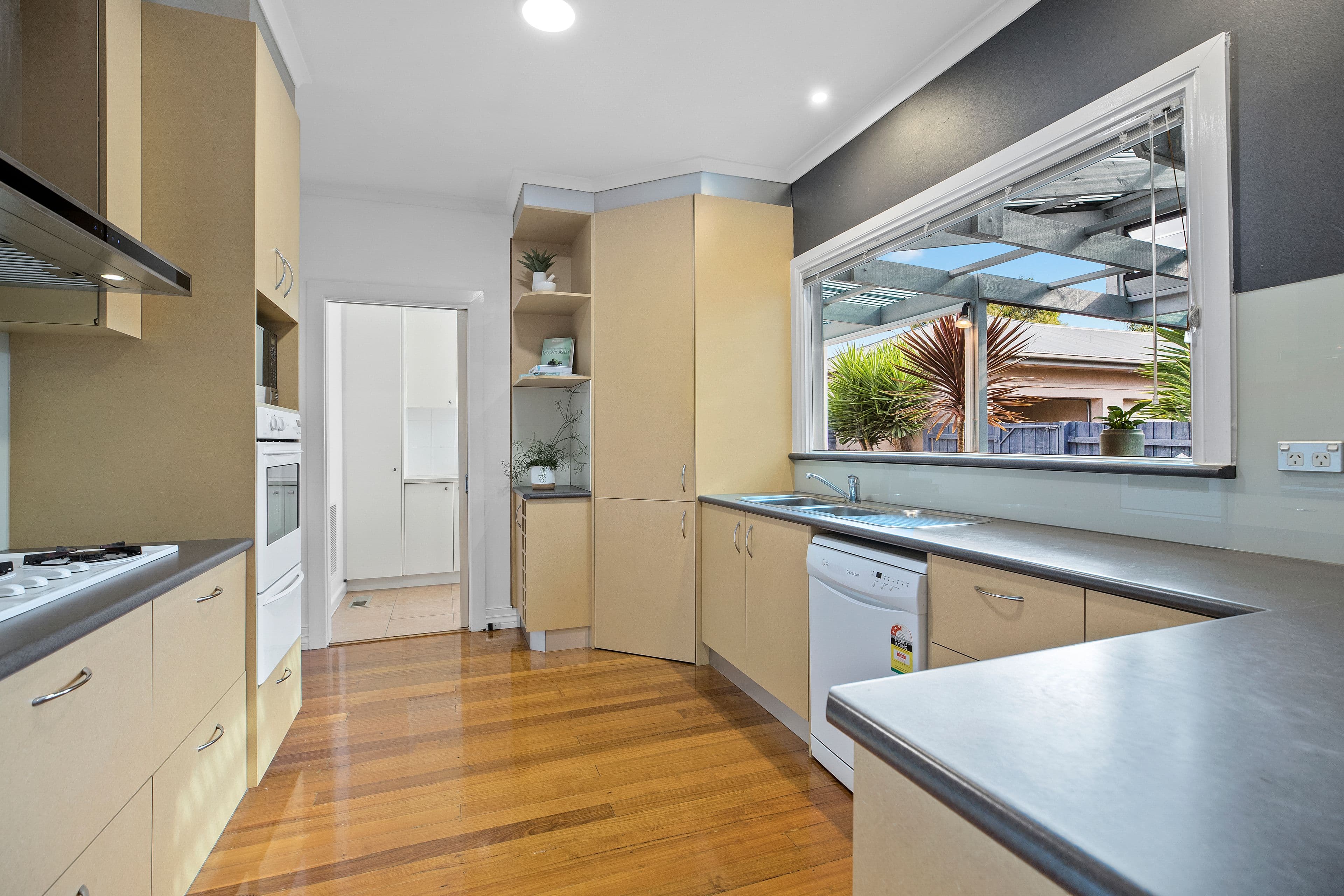 12 Kumala Road, Bayswater VIC 3153, Bayswater - Thumbnail 3