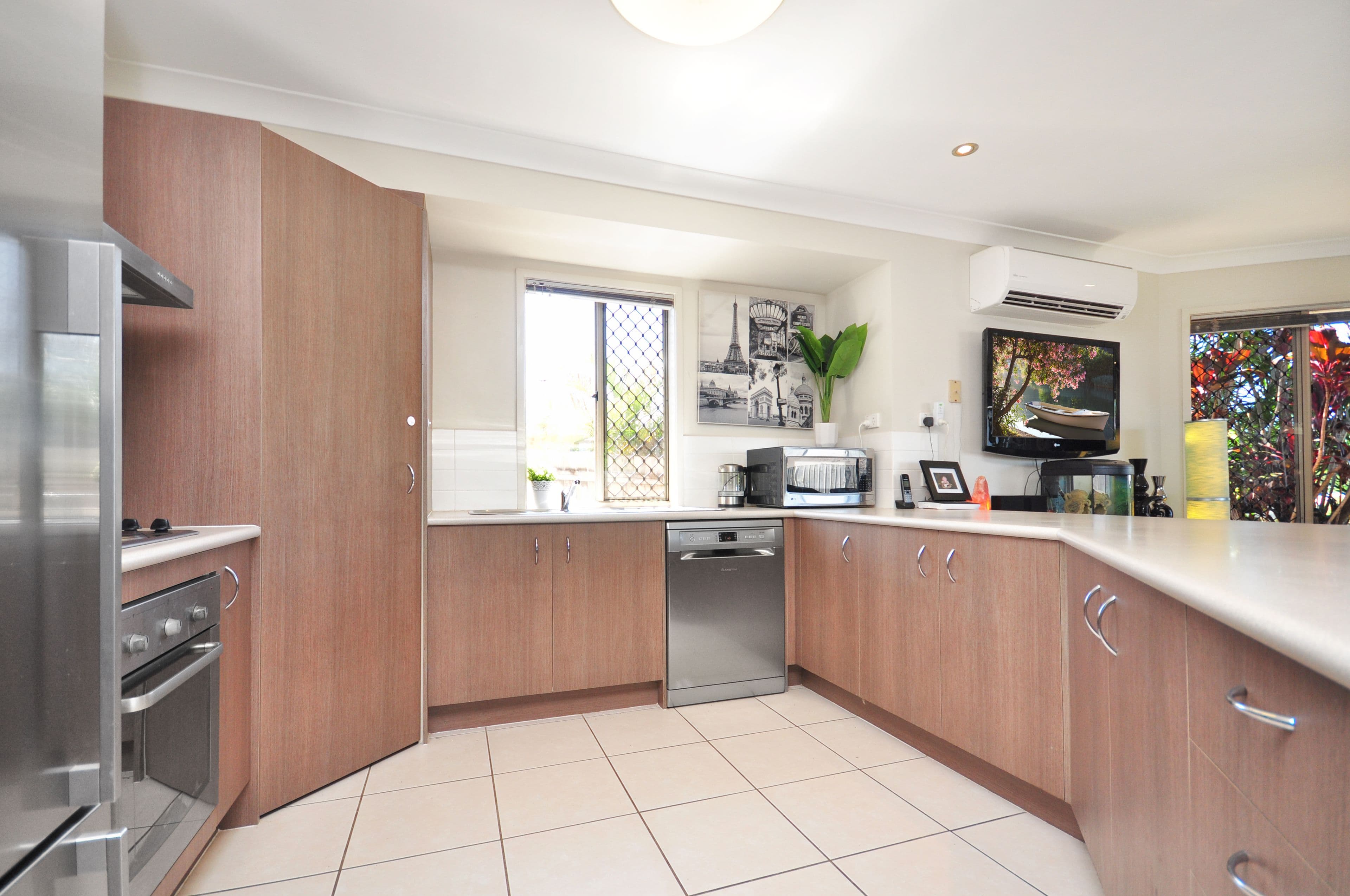 12 Fig Court, Upper Caboolture QLD 4510, Upper Caboolture - Thumbnail 2