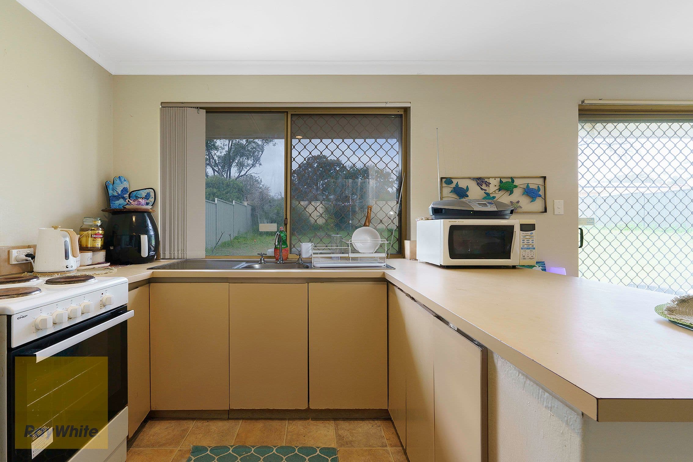 5 Excelsum Terrace, Mirrabooka WA 6061, Mirrabooka - Thumbnail 4