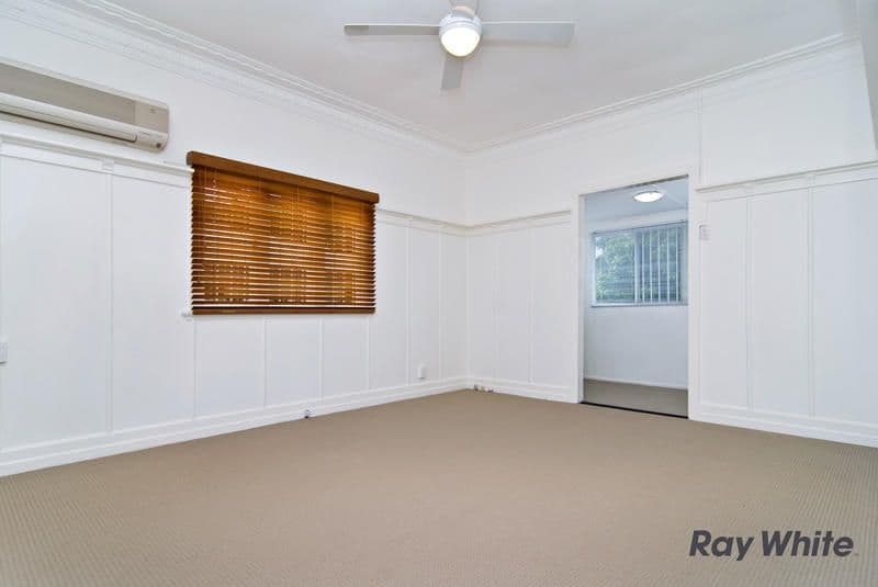 16 Meecham Street, GRANGE QLD 4051, Grange - Thumbnail 2