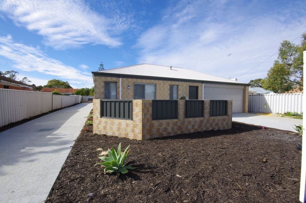 40a Newport Way, BALGA WA 6061, Balga - Image 1