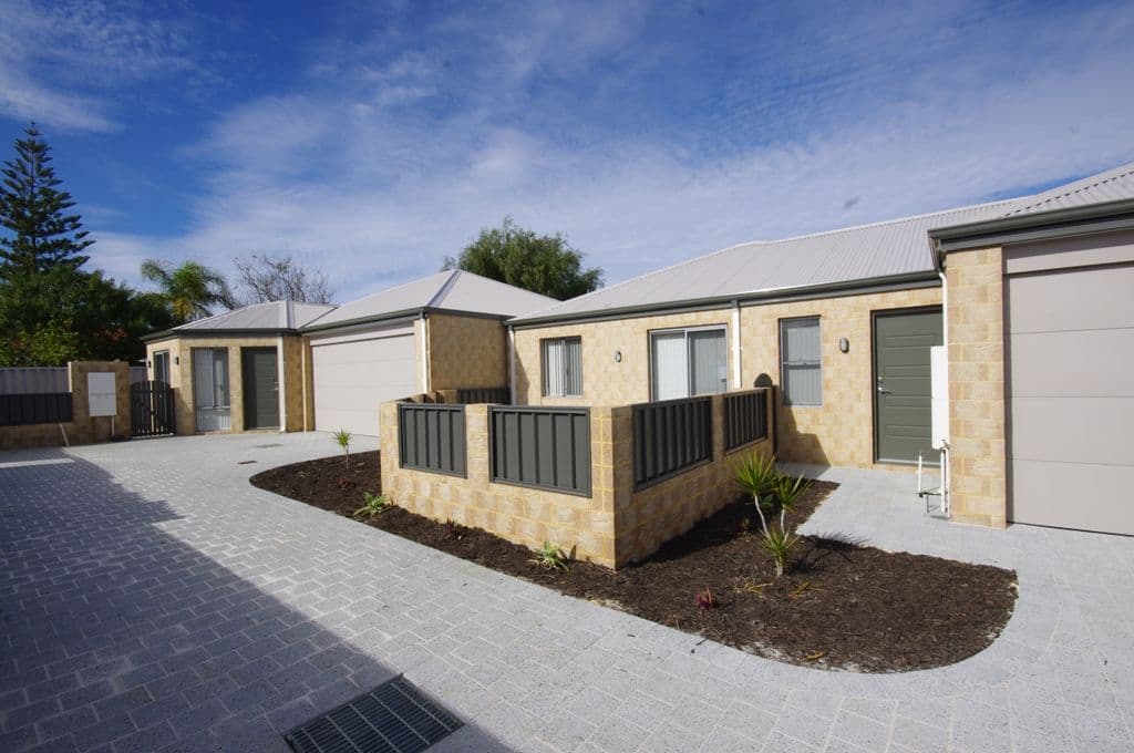 40a Newport Way, BALGA WA 6061, Balga - Thumbnail 2