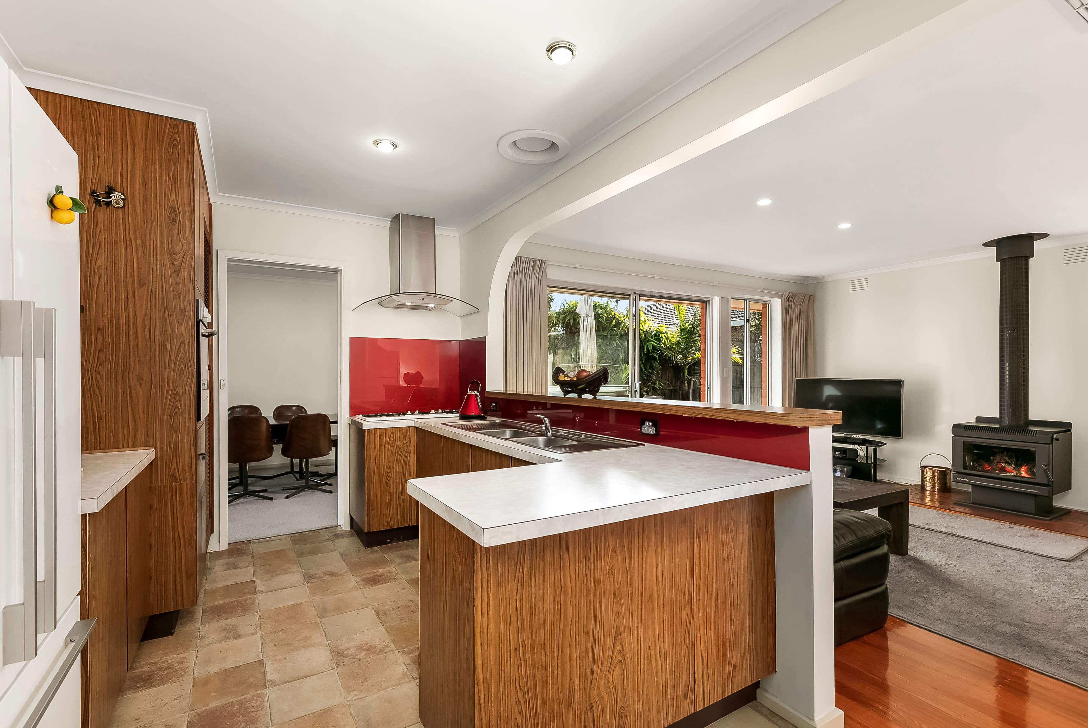 25 Blackwood Drive, Wheelers Hill VIC 3150, Wheelers Hill - Thumbnail 2