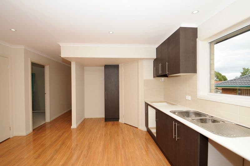 31 McCormicks Road, CARRUM DOWNS VIC 3201, Carrum Downs - Thumbnail 2