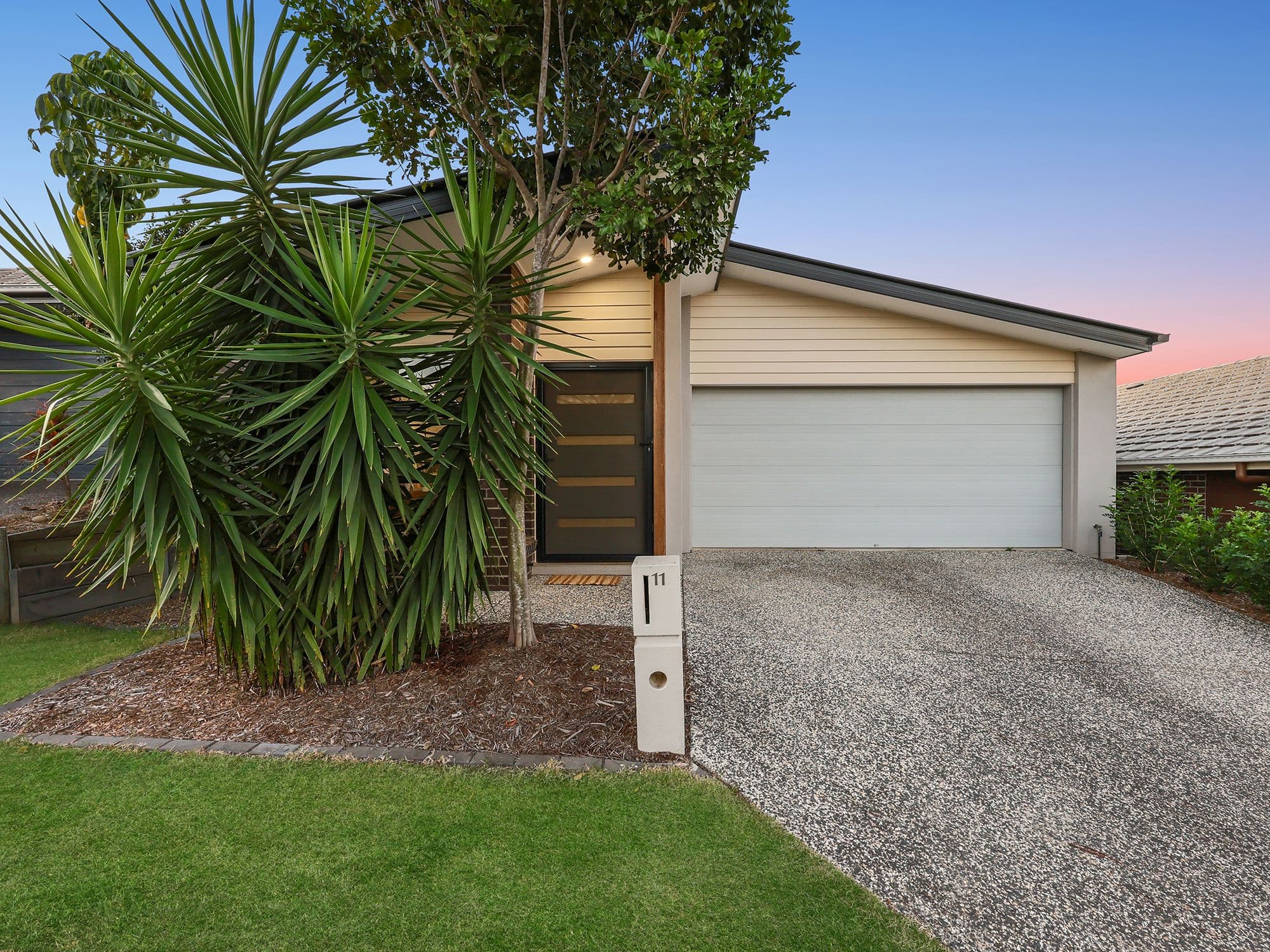 11 Coolah Street, South Ripley QLD 4306, South Ripley - Image 1