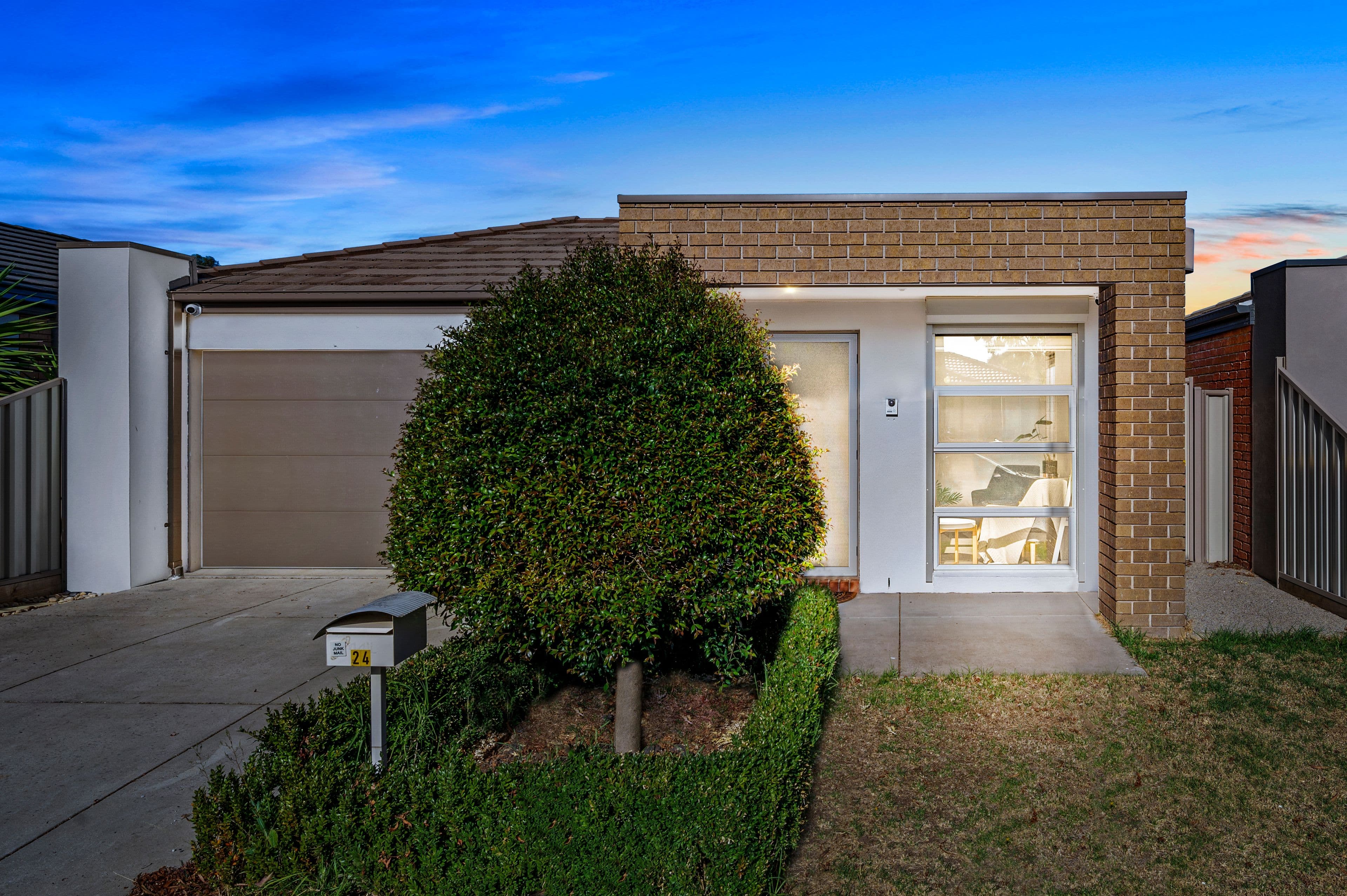 24 Clare Street, Brookfield VIC 3338, Brookfield - Thumbnail 2
