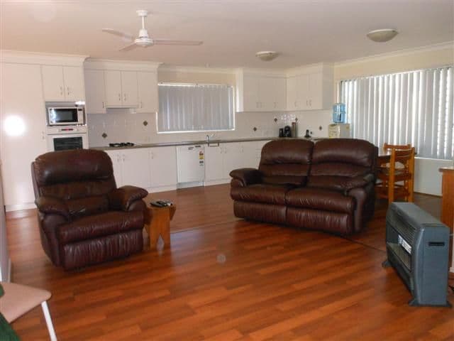 66 Tara Street, WILSONTON QLD 4350, Wilsonton - Thumbnail 4