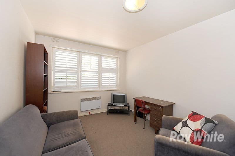 4 Hartpury Avenue, ELWOOD VIC 3184, Elwood - Thumbnail 3