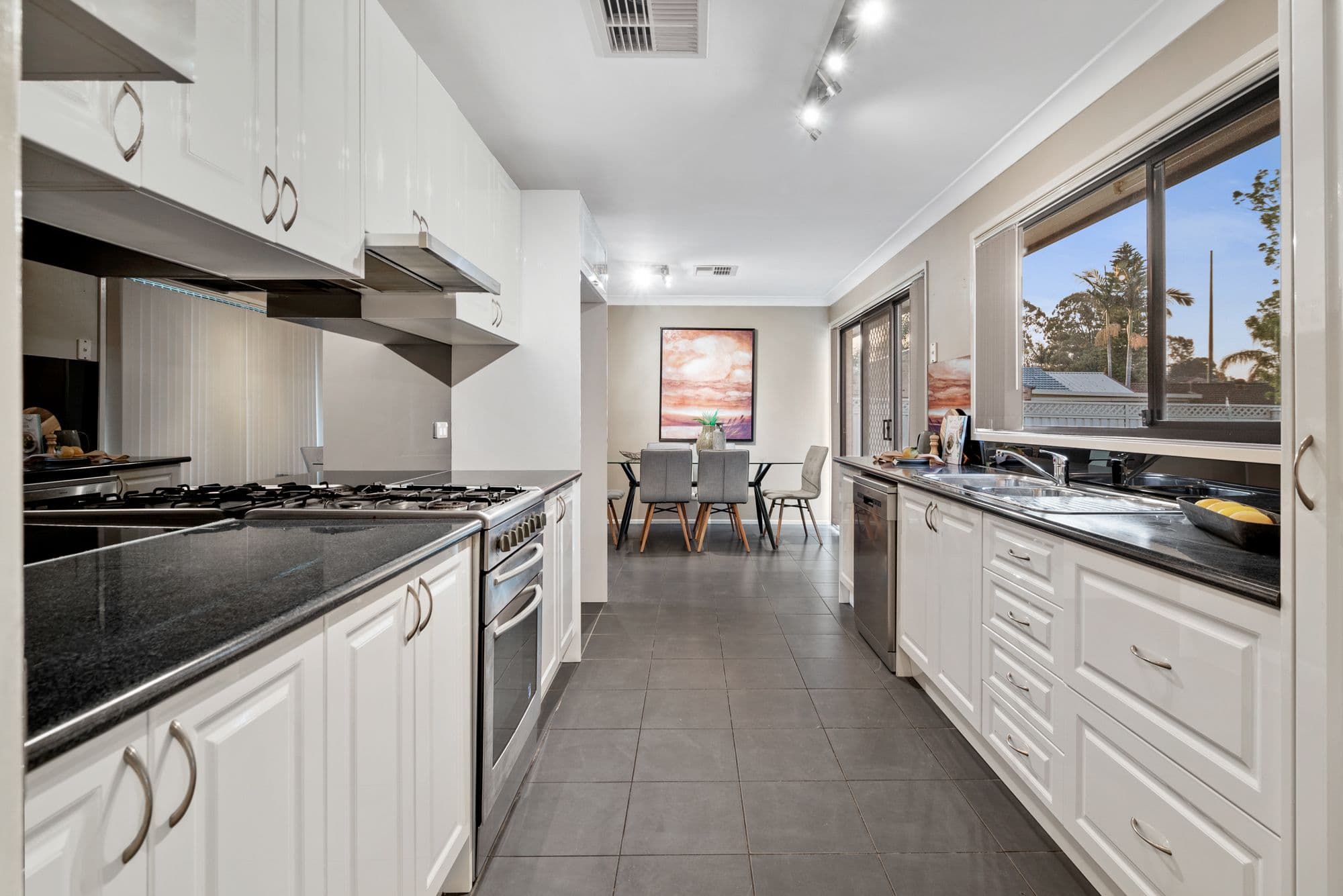4 De Havilland Crescent, Raby NSW 2566, Raby - Thumbnail 4