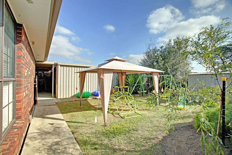 27 Hobson Crescent, MILL PARK VIC 3082, Mill Park - Thumbnail 8