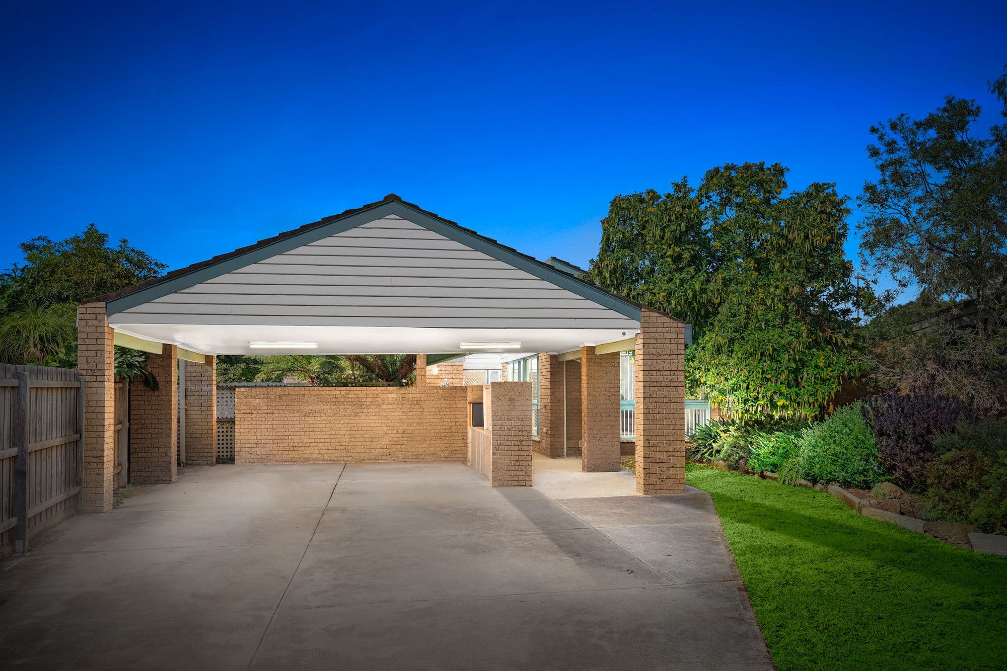 8 Glenmoyne Square, Werribee VIC 3030, Werribee - Thumbnail 2
