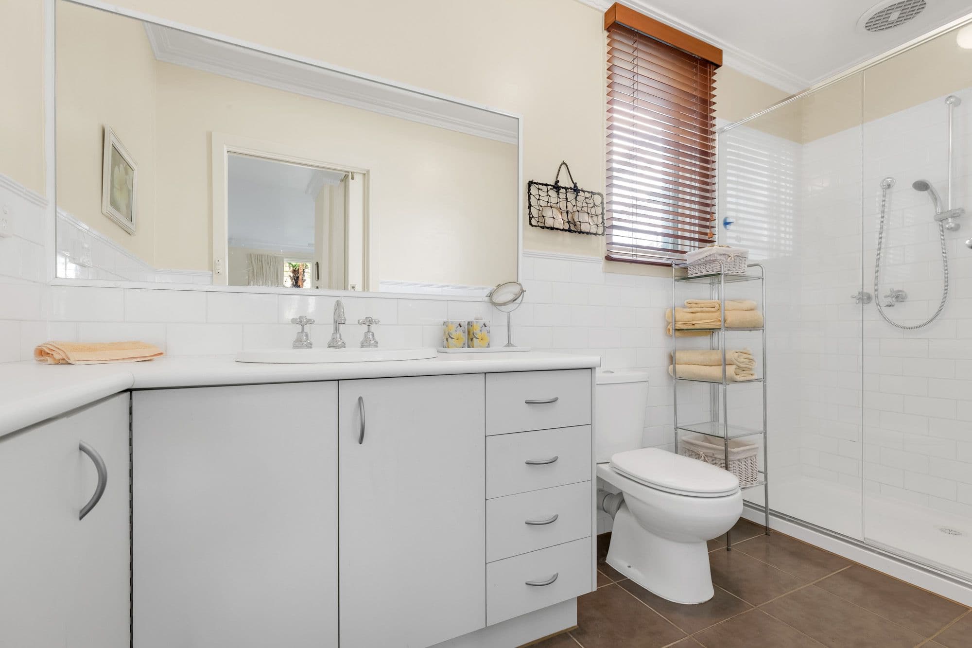 8 Glenmoyne Square, Werribee VIC 3030, Werribee - Thumbnail 6