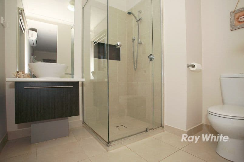 12 Mannavue Boulevard, CRANBOURNE NORTH VIC 3977, Cranbourne North - Thumbnail 4
