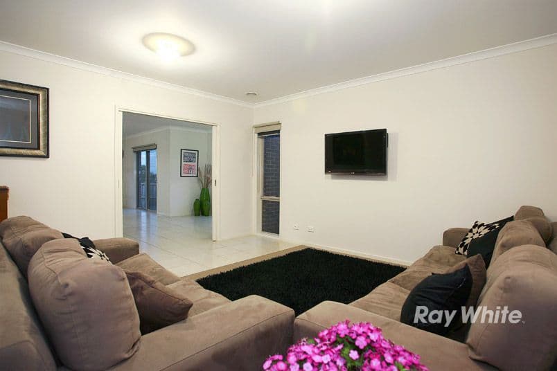 12 Mannavue Boulevard, CRANBOURNE NORTH VIC 3977, Cranbourne North - Thumbnail 6