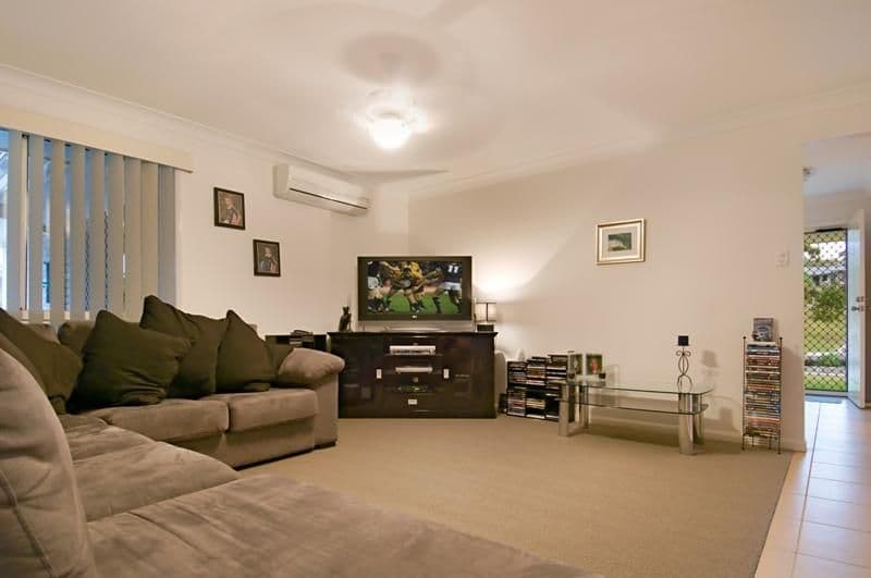 10 High Park Crescent, LITTLE MOUNTAIN QLD 4551, Little Mountain - Thumbnail 5
