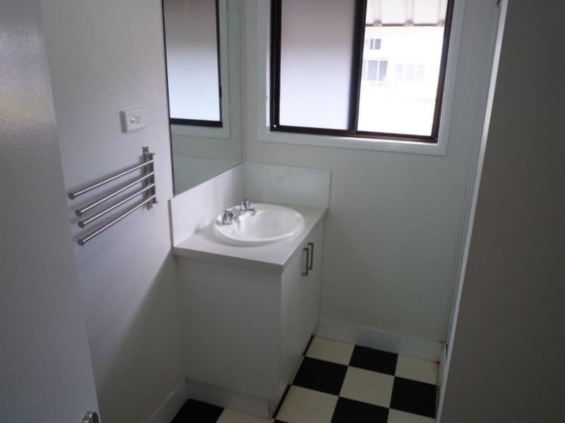 12 Oak Street, Woodgate QLD 4660, Woodgate - Thumbnail 5