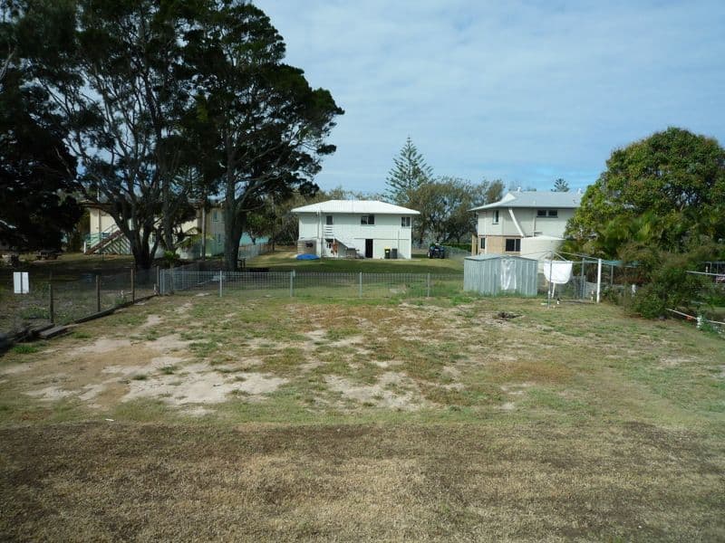 12 Oak Street, Woodgate QLD 4660, Woodgate - Thumbnail 8