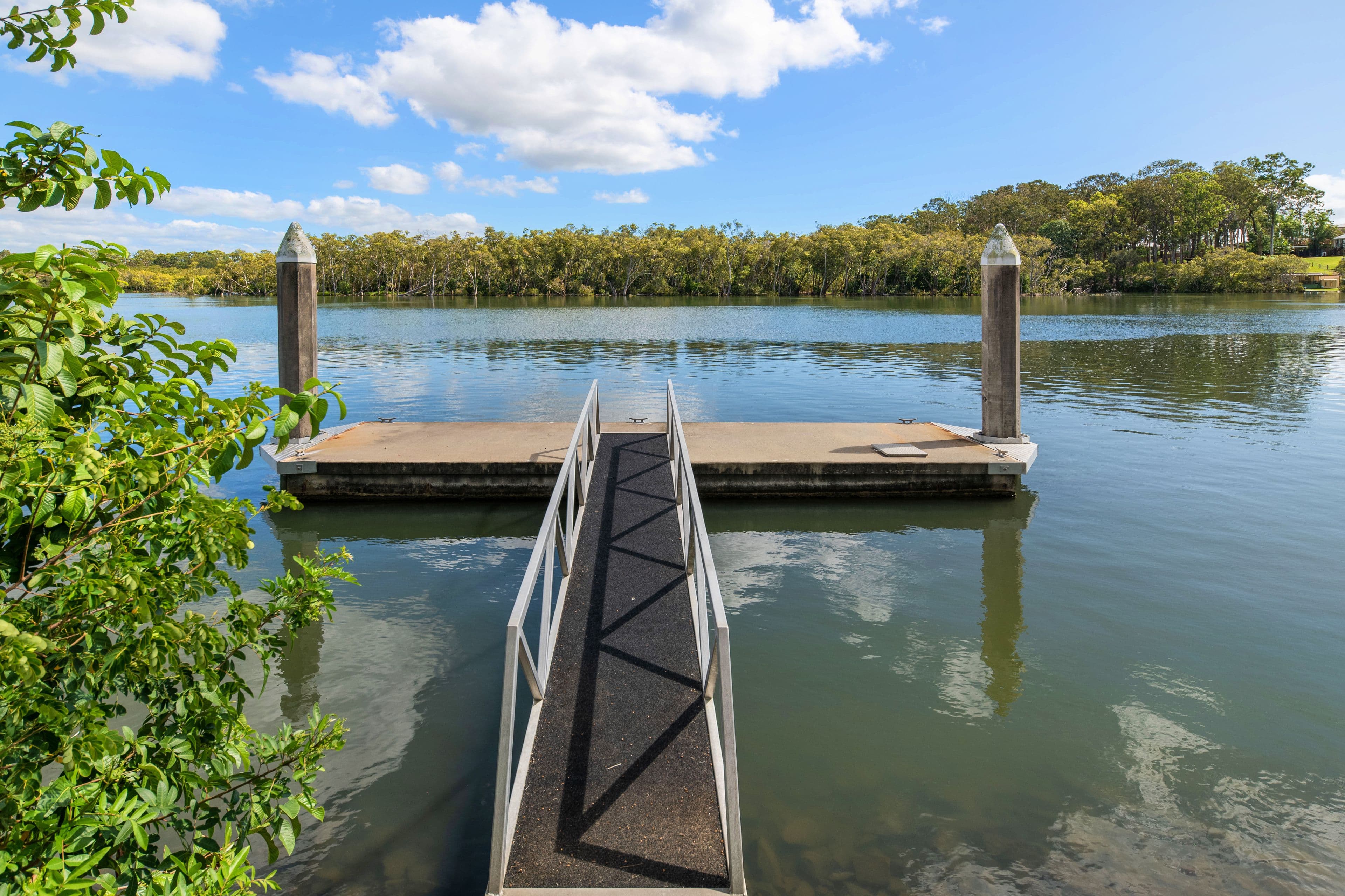 5308 Marine Drive North, Sanctuary Cove QLD 4212, Sanctuary Cove - Thumbnail 2