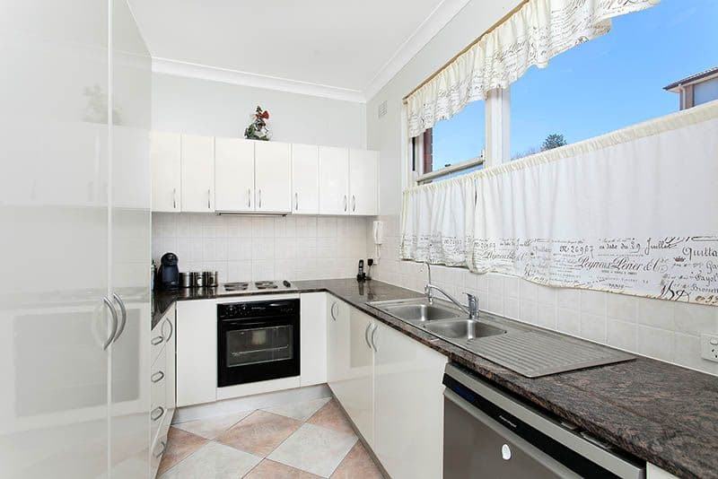 10-12 Hercules Road, BRIGHTON-LE-SANDS NSW 2216, Brighton-Le-Sands - Thumbnail 4