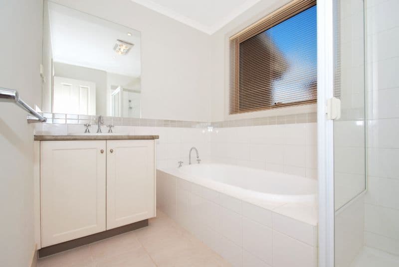 23 Isabella Way, Bowral, Bowral - Thumbnail 5