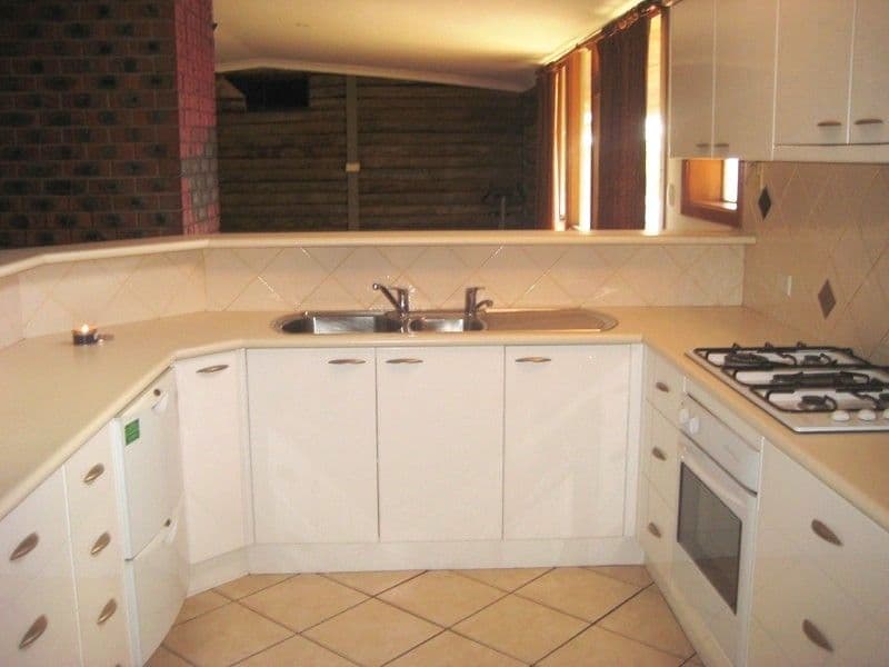 211 Bathurst Street, CONDOBOLIN NSW 2877, Condobolin - Thumbnail 5