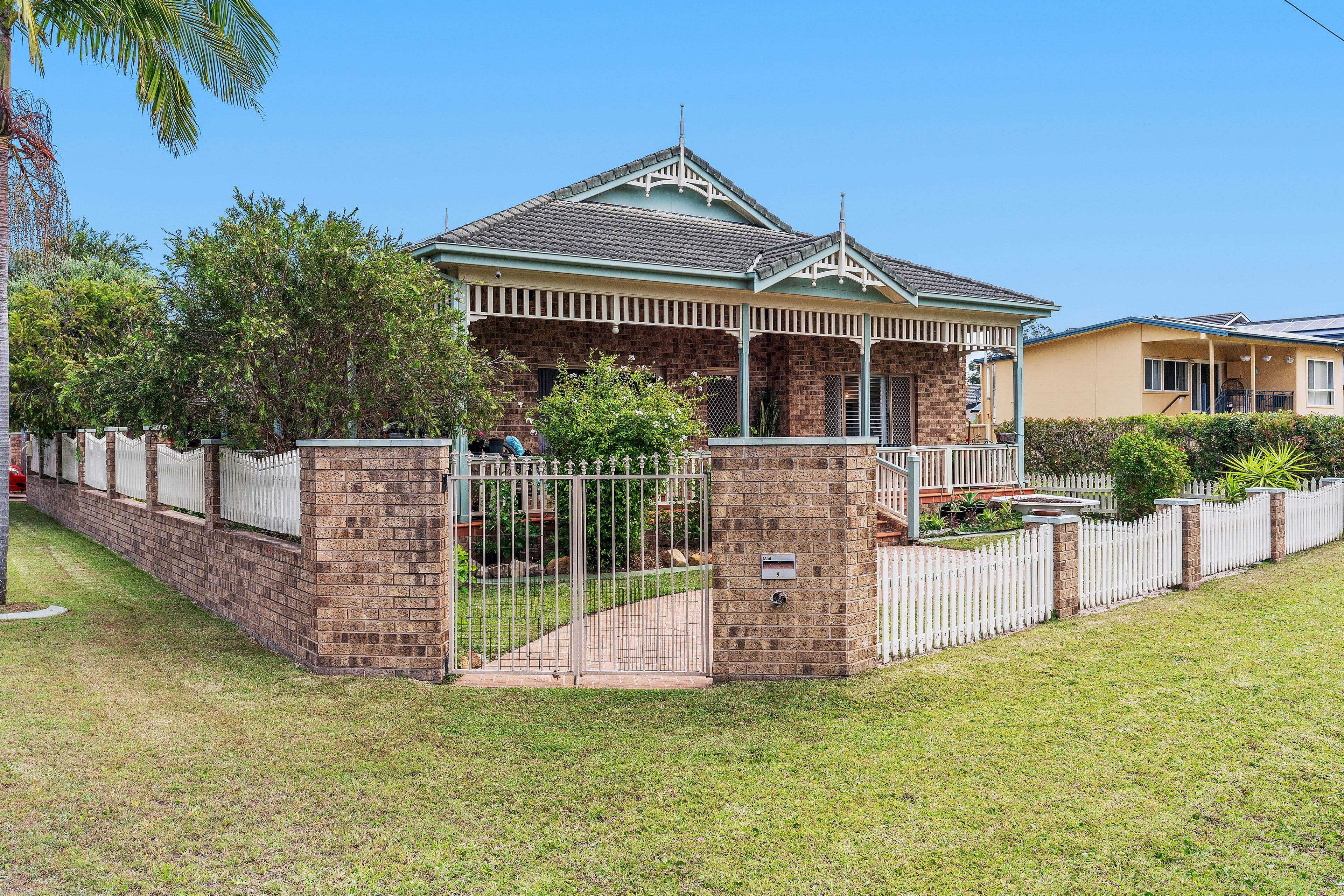 9 Lucinda Avenue, Killarney Vale NSW 2261, Killarney Vale - Thumbnail 3