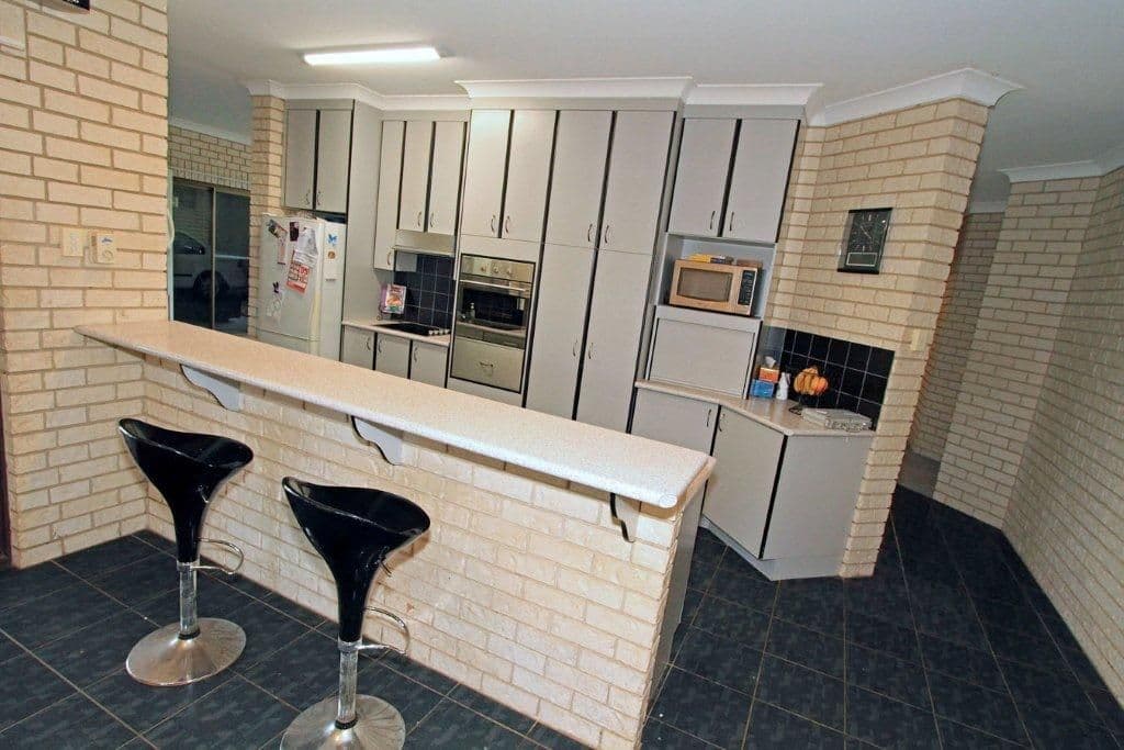 51 Danker Street, NORMAN GARDENS QLD 4701, Norman Gardens - Thumbnail 4