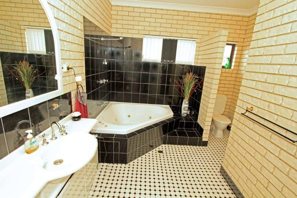 51 Danker Street, NORMAN GARDENS QLD 4701, Norman Gardens - Thumbnail 6