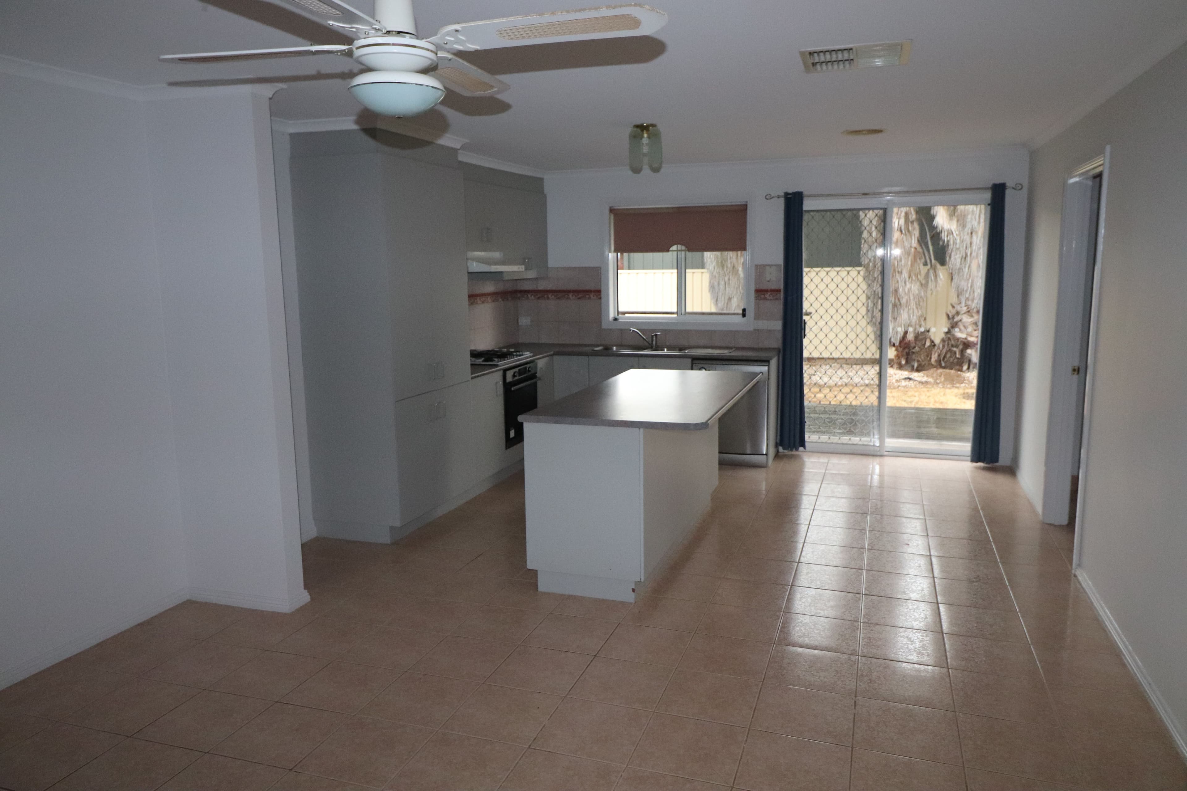 21 Balmoral Street, Kialla VIC 3631, Kialla - Thumbnail 2