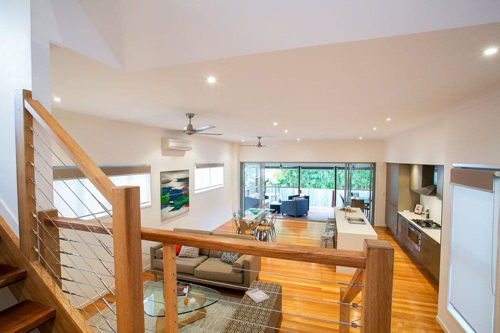 18 Hilltop Avenue, ANNERLEY QLD 4103, Annerley - Thumbnail 2