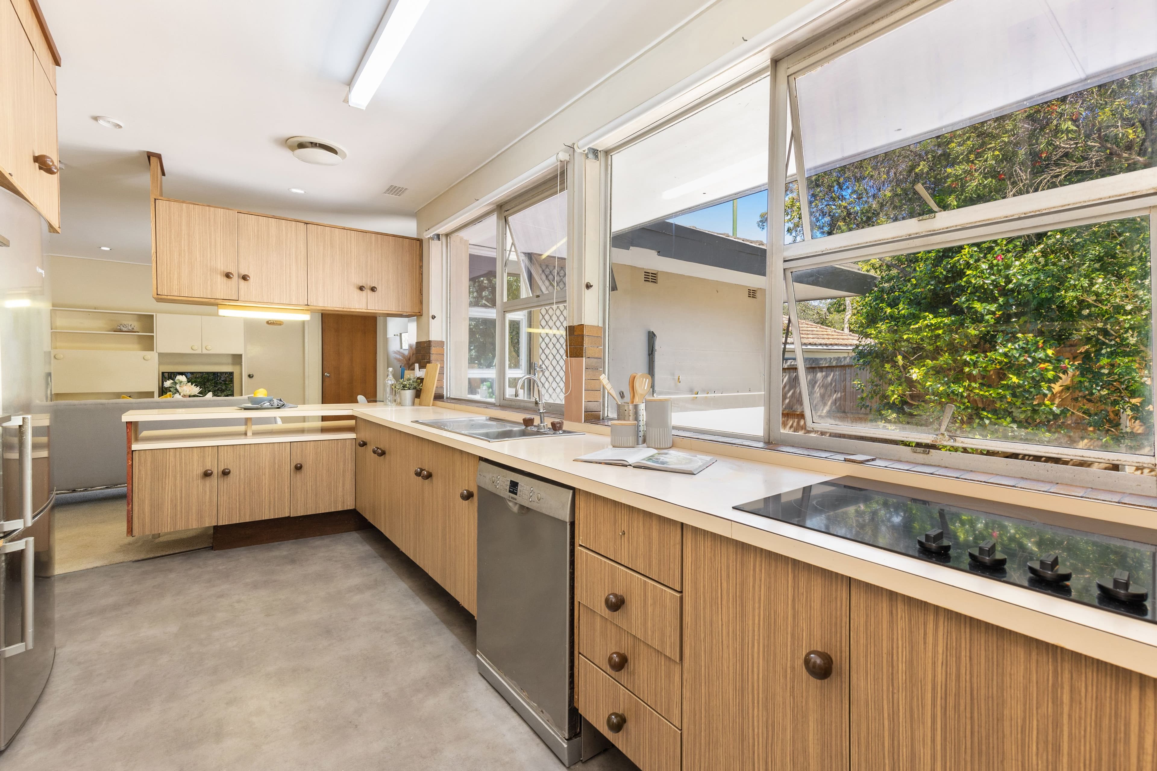 2 Cherrywood Avenue, Wahroonga NSW 2076, Wahroonga - Thumbnail 4