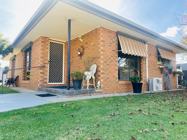 2/7 Henry Street, Corowa NSW 2646, Corowa - Image 1