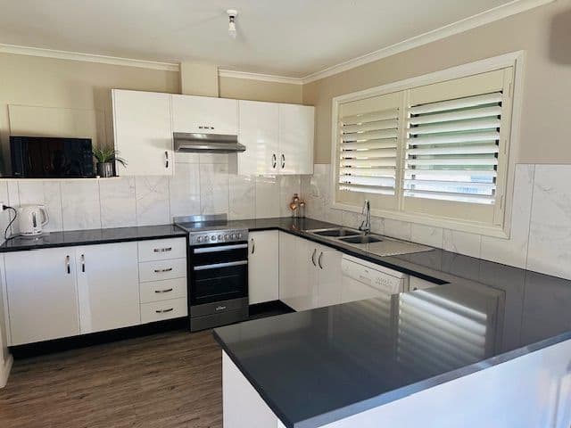 2/7 Henry Street, Corowa NSW 2646, Corowa - Thumbnail 2