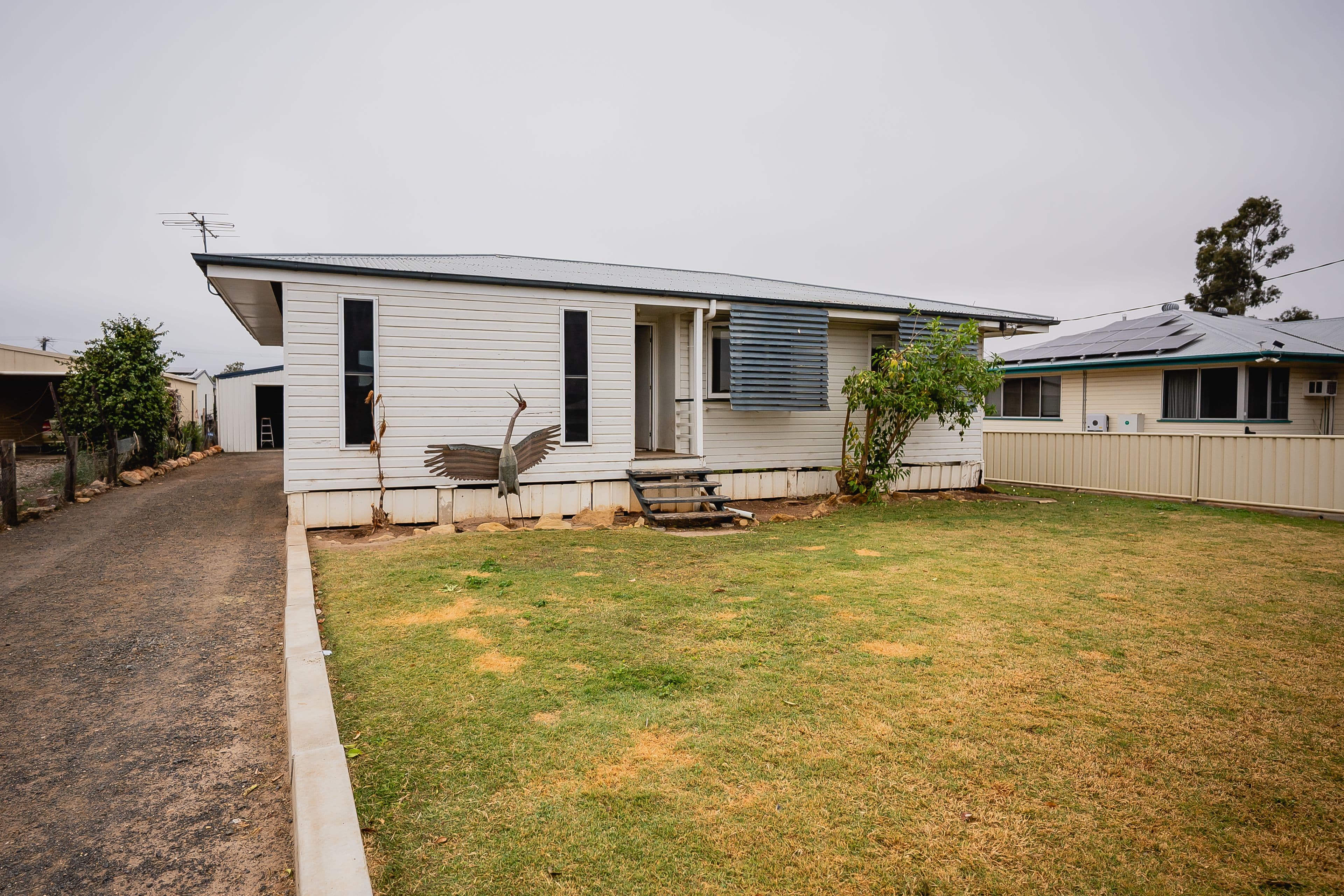 122 Currey Street, Roma QLD 4455, Roma - Thumbnail 2