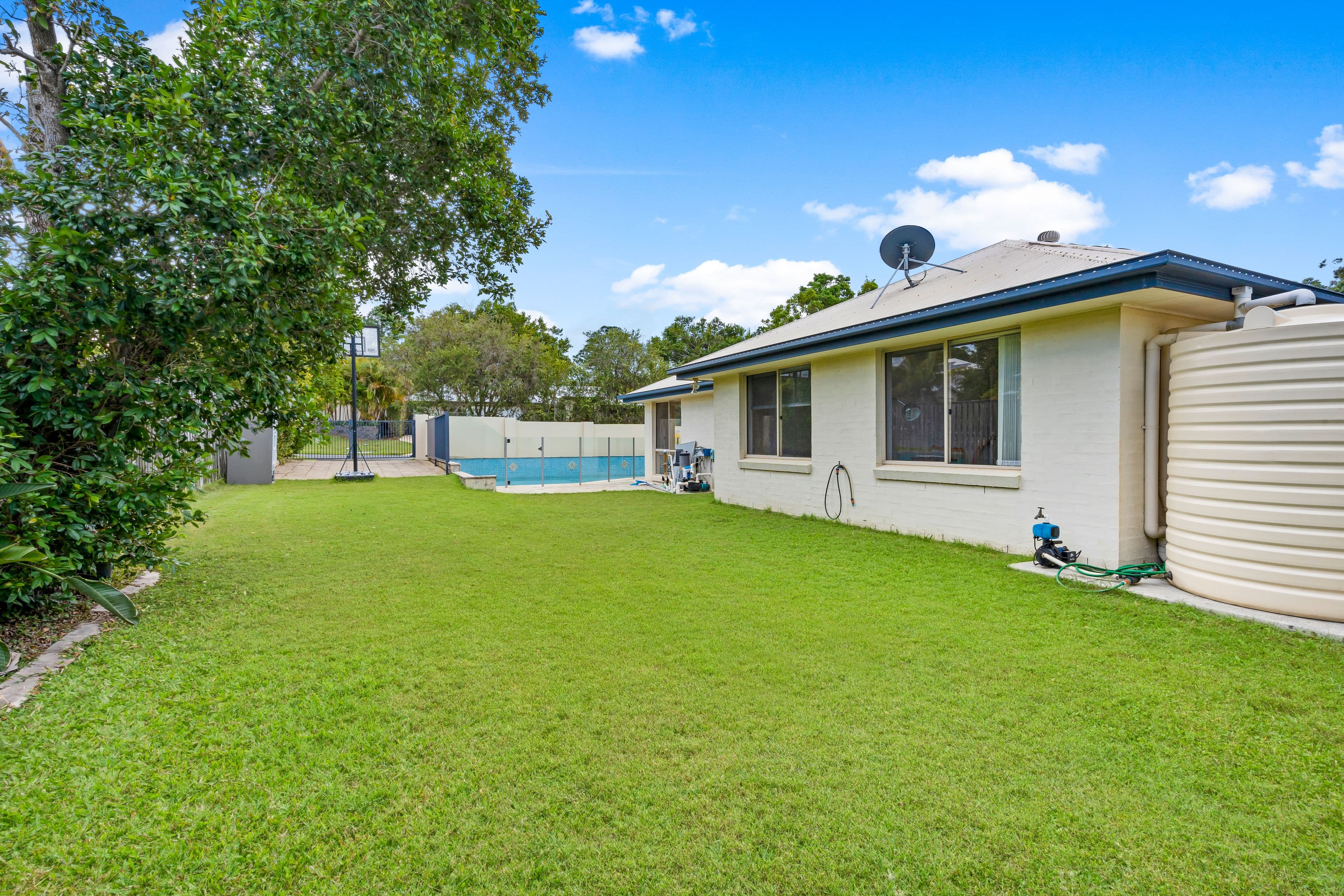 10 Rampage Street, Coomera Waters QLD 4209, Coomera - Thumbnail 2
