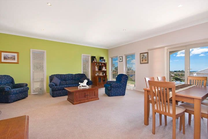 6 Chadwick Grove, HELENSBURGH NSW 2508, Helensburgh - Thumbnail 3
