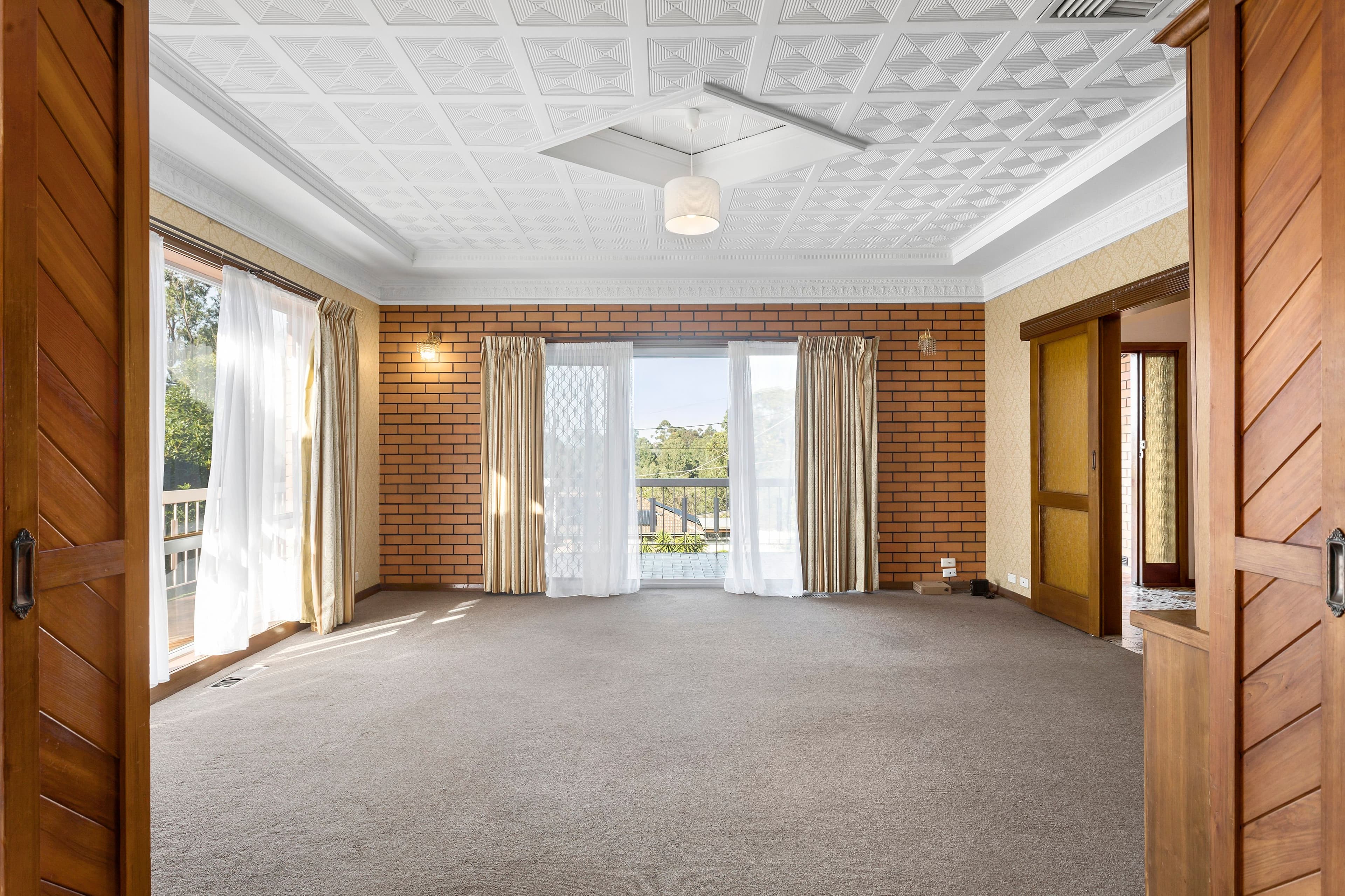 29 Wanbanna Avenue, Greensborough VIC 3088, Greensborough - Thumbnail 2