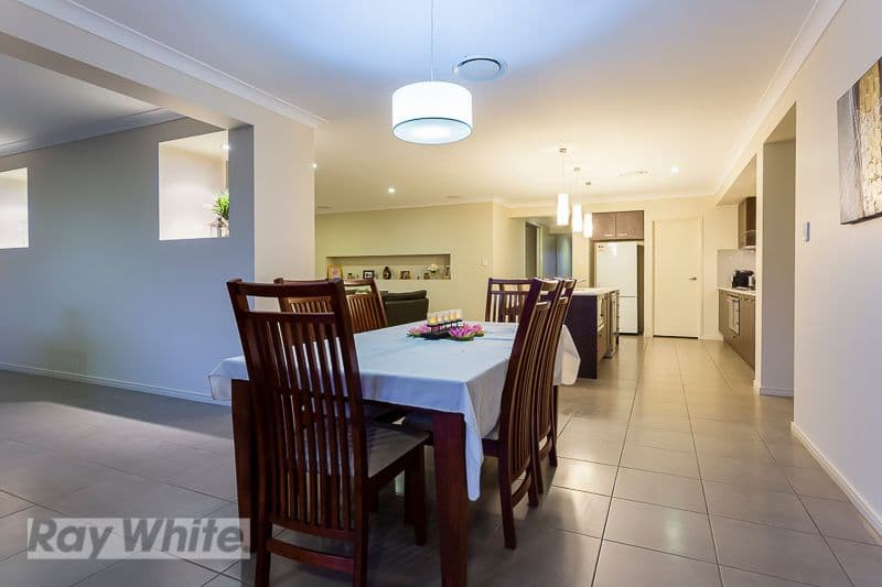 17 Maree Place, REDLAND BAY QLD 4165, Redland Bay - Thumbnail 5