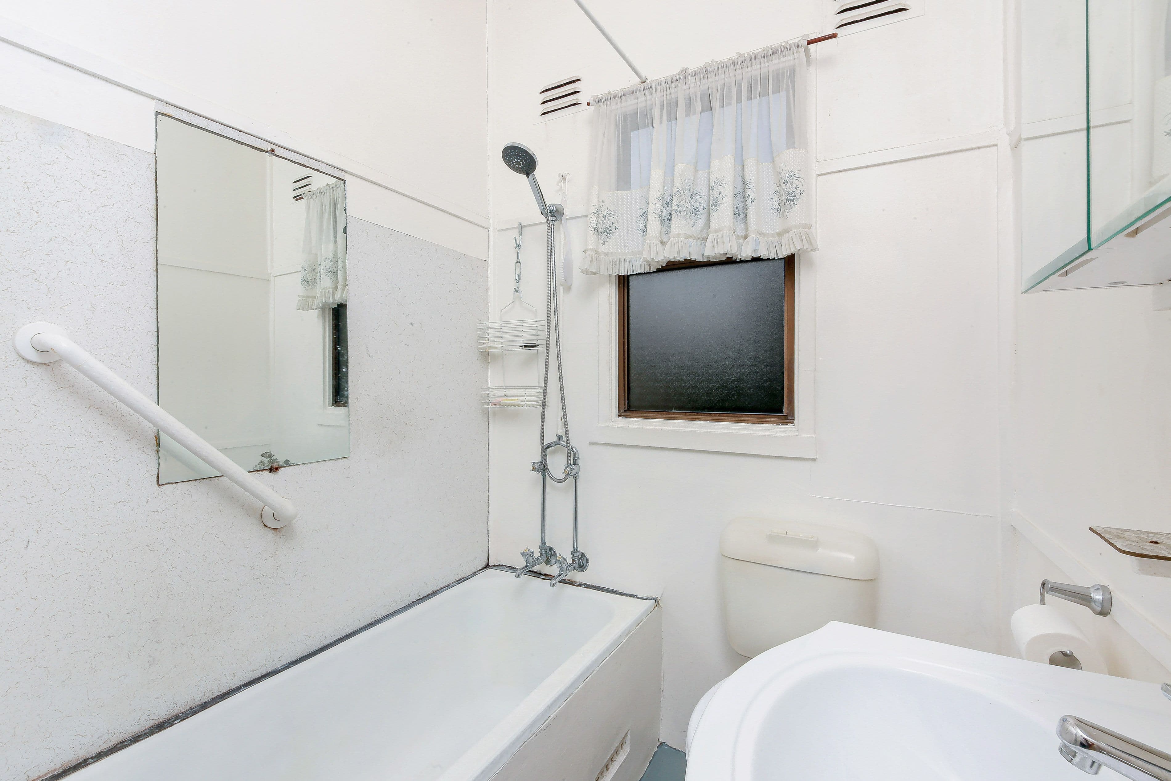 141 Acacia Avenue, Greenacre NSW 2190, Greenacre - Thumbnail 7