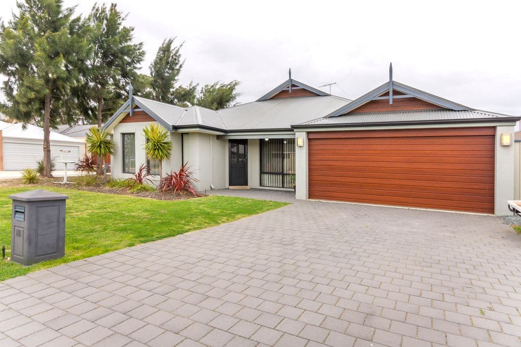 45 Eldorado Loop, Meadow Springs WA 6210, Meadow Springs - Image 1