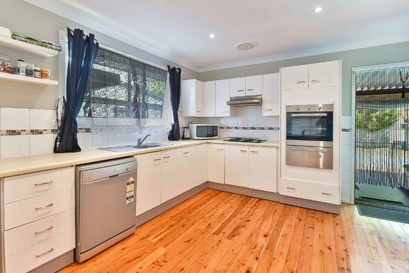 27 Darwin Road, Campbelltown - Thumbnail 3