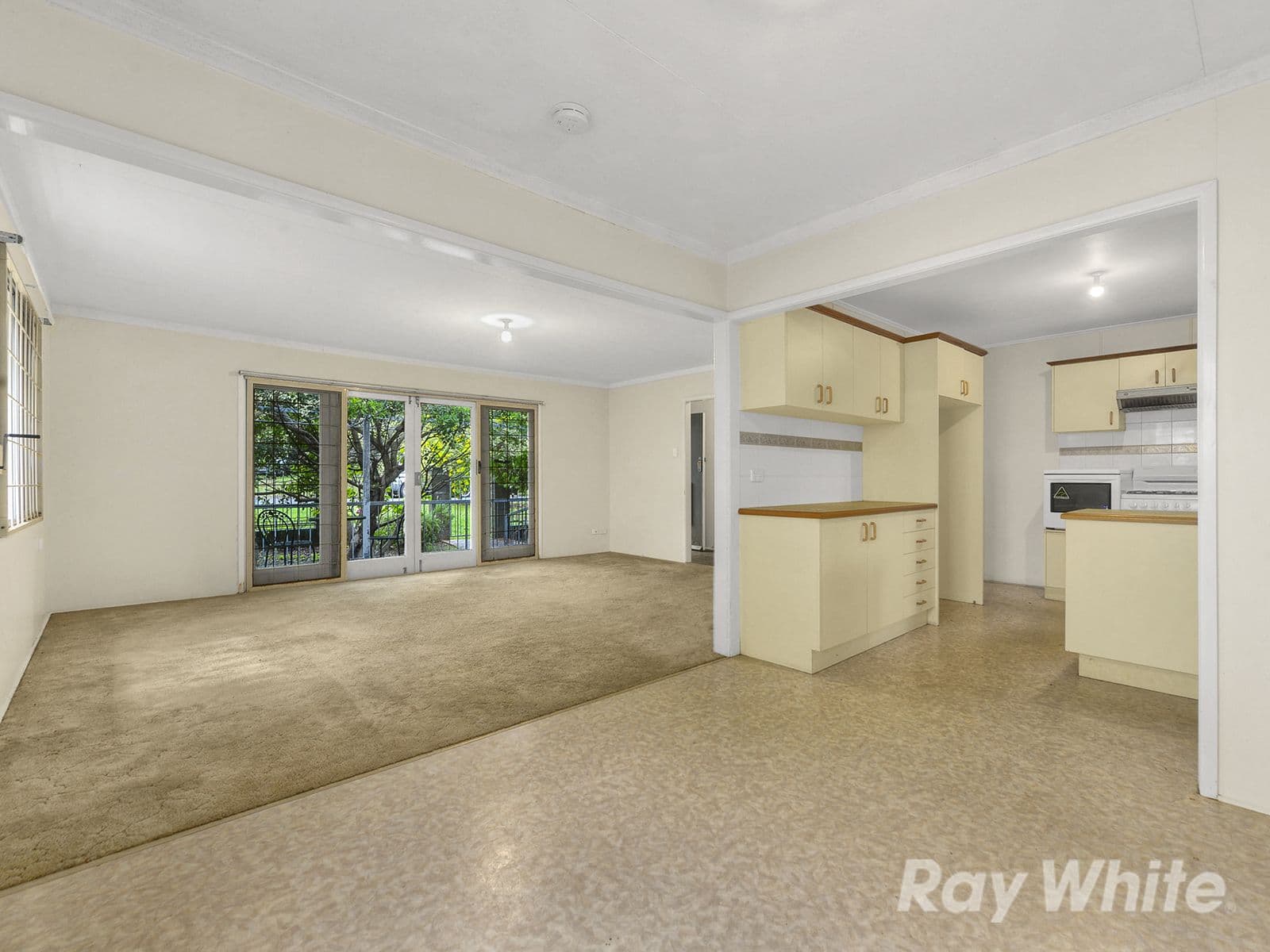 107 Irvine Street, Mitchelton QLD 4053, Mitchelton - Thumbnail 5