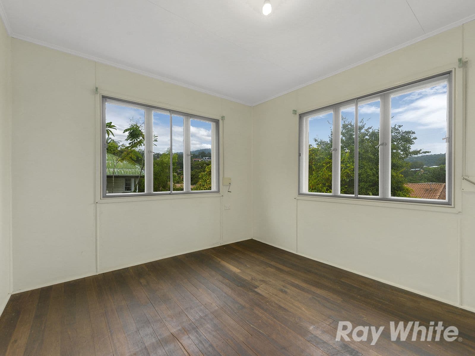 107 Irvine Street, Mitchelton QLD 4053, Mitchelton - Thumbnail 7