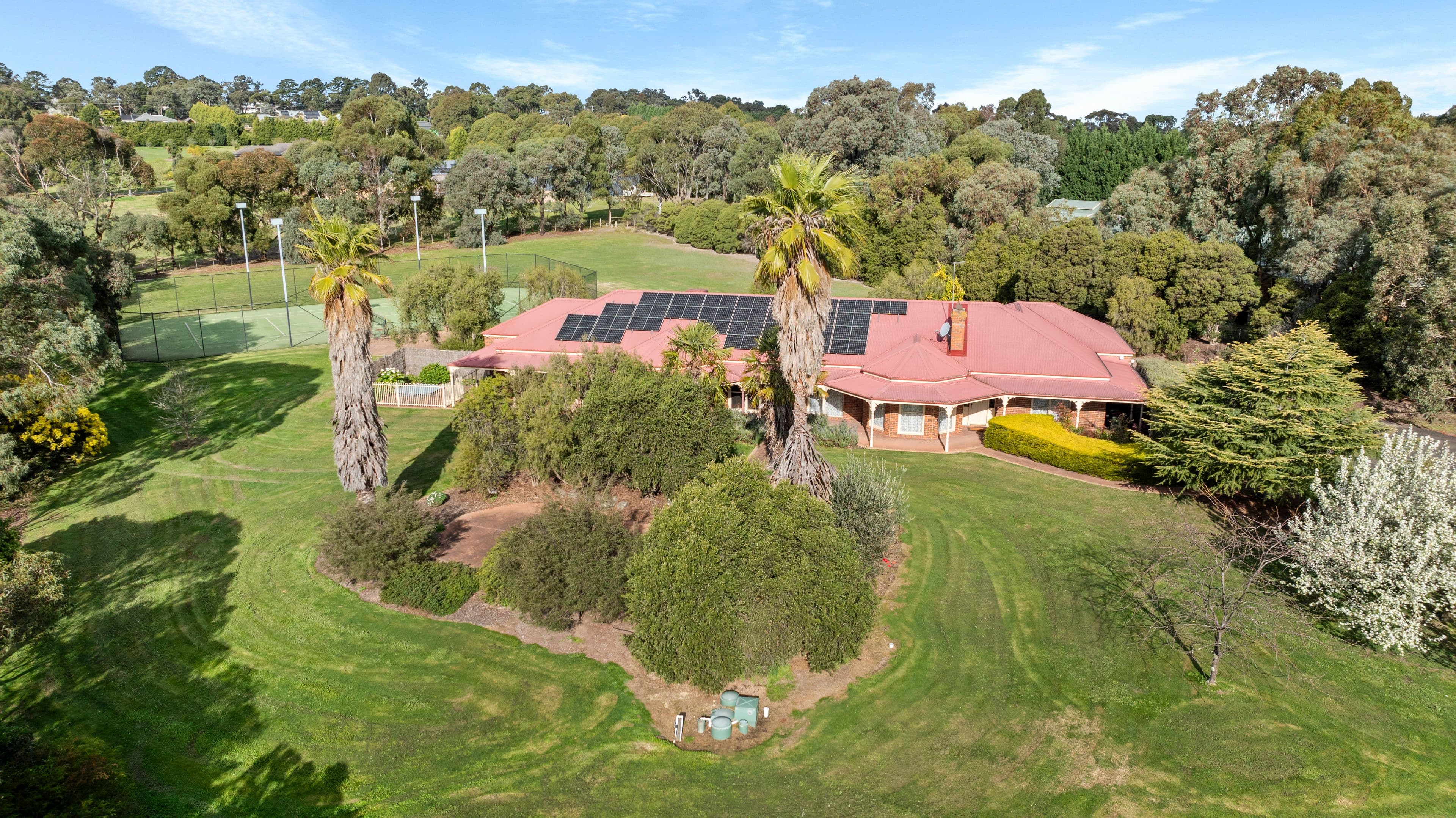 4 Jeffrey Drive, Yarrambat VIC 3091, Yarrambat - Thumbnail 2
