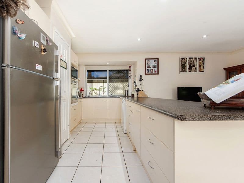 5 Hoad Court, Oxenford QLD 4210, Oxenford - Thumbnail 4
