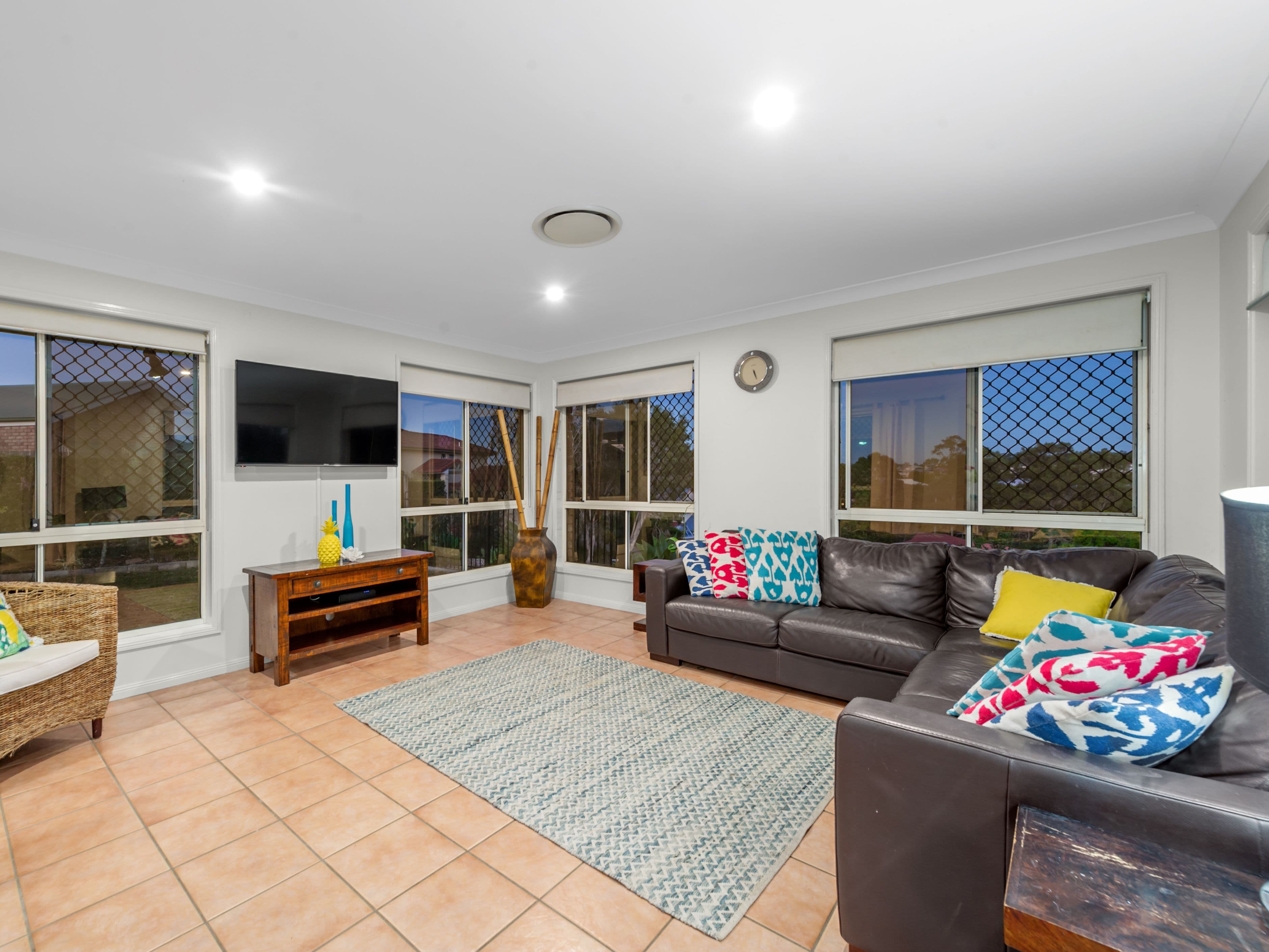 5 Dimbulah Court, Albany Creek QLD 4035, Albany Creek - Thumbnail 5