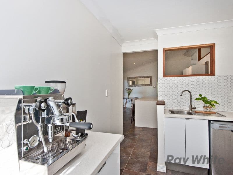 22 Bunya Lake Court, Bunya QLD 4055, Bunya - Thumbnail 8